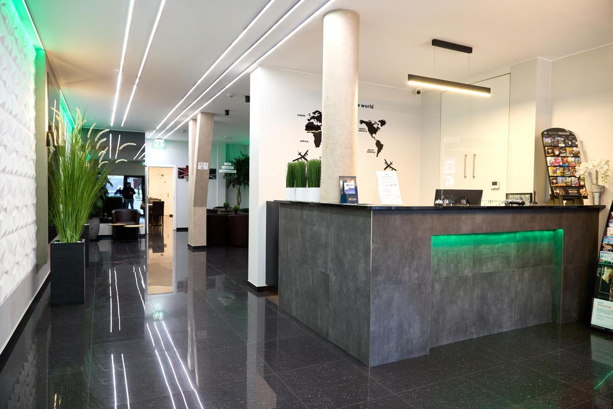 Hotel City Center Saint-Josse-ten-Noode Esterno foto